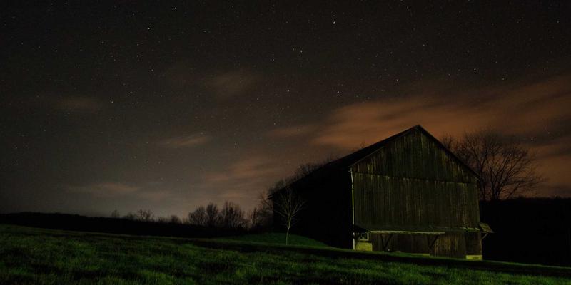 智能清仓革命：基于AI的动态定价模型如何高效处理工厂尾单与积压库存